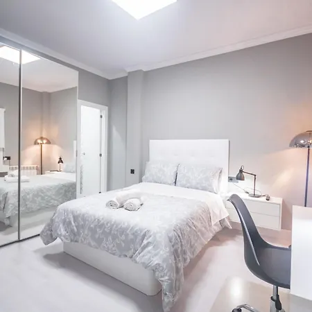 Gran 6 Center Apartment